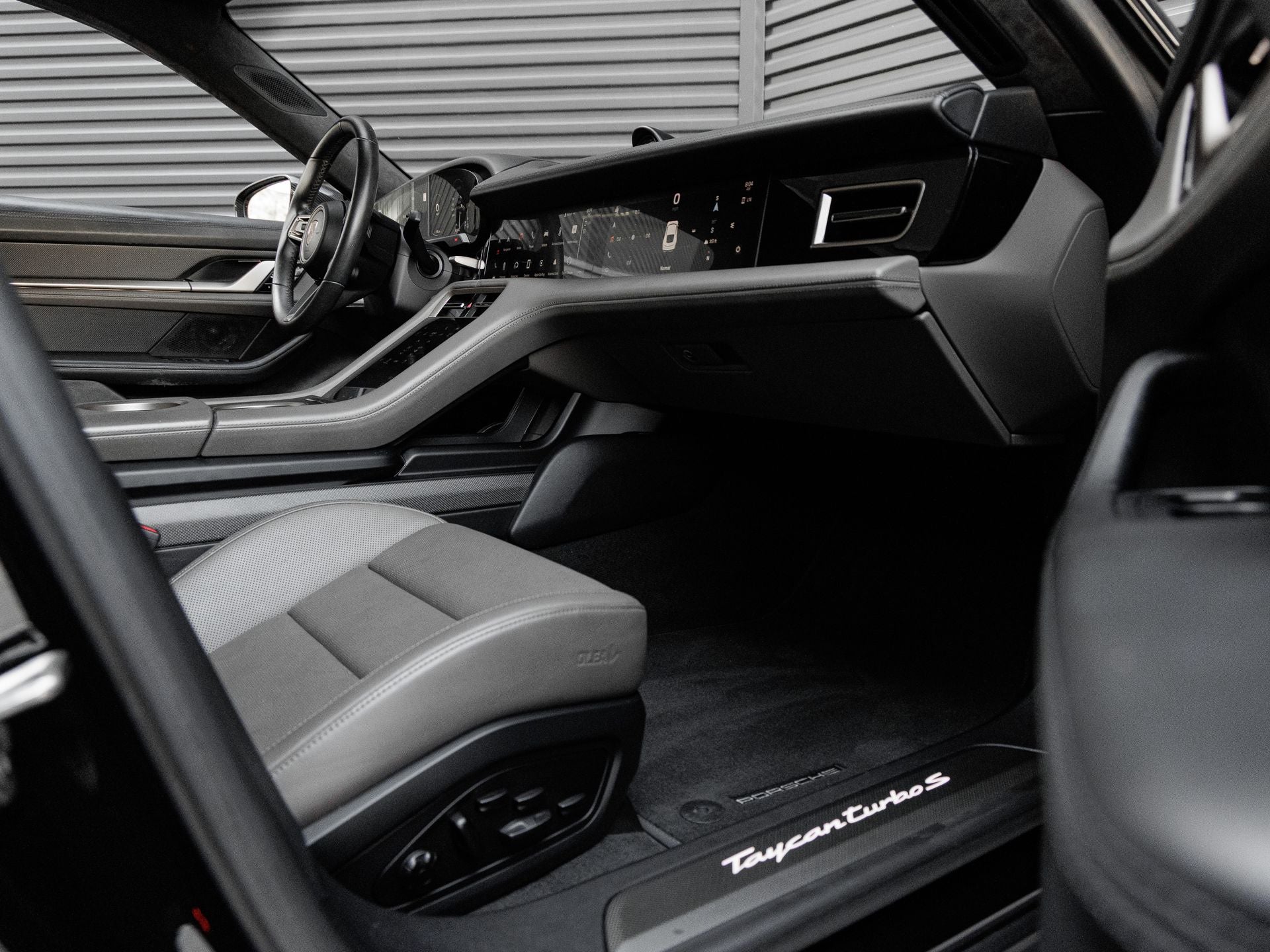 2021 Porsche Taycan Turbo S