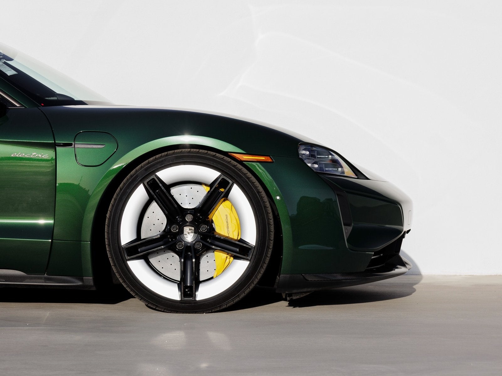 2025 Porsche Taycan Taycan Turbo S