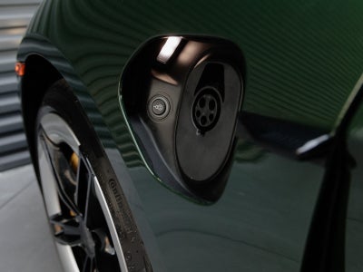 2025 Porsche Taycan Taycan Turbo S