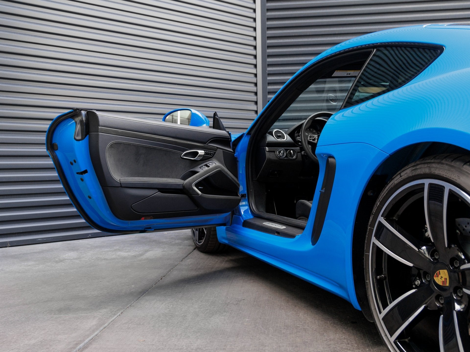 2025 Porsche 718 718 Cayman GTS 4.0