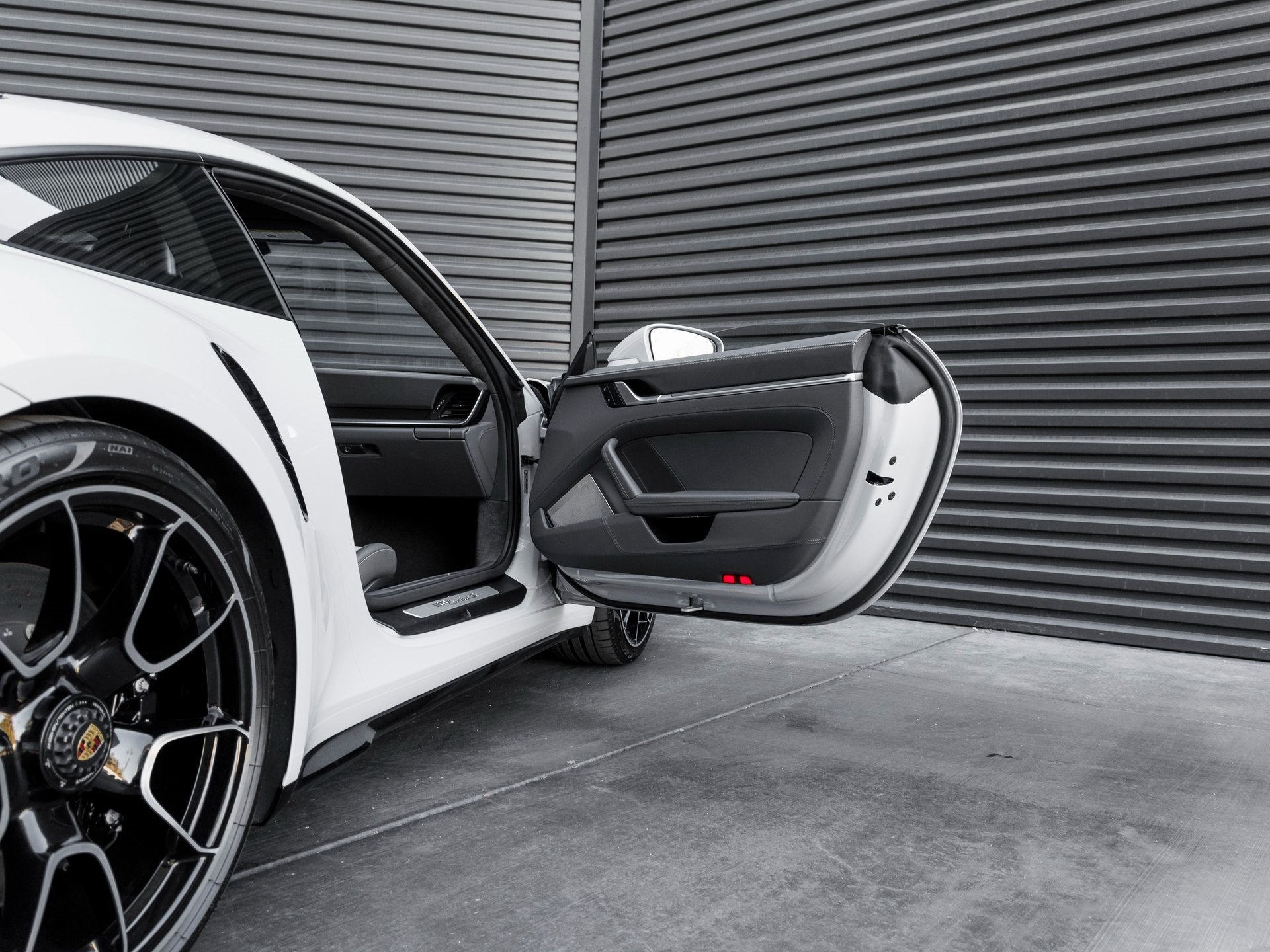 2025 Porsche 911 911 Turbo S