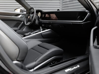 2025 Porsche 911 911 Turbo S