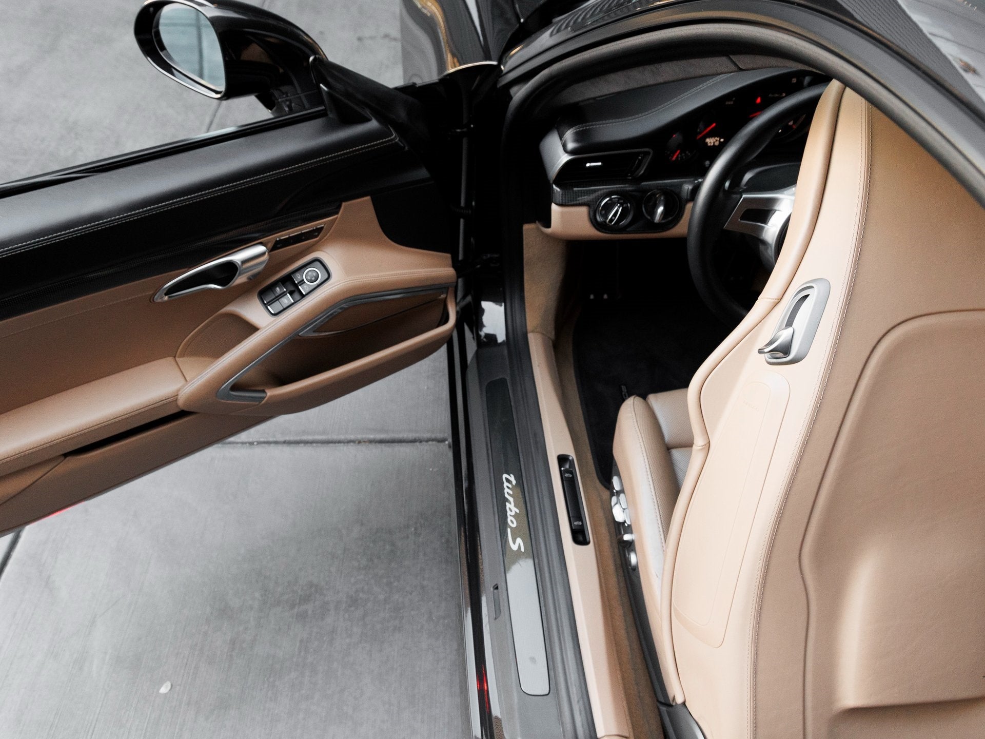 2014 Porsche 911 911 Turbo S Coupe