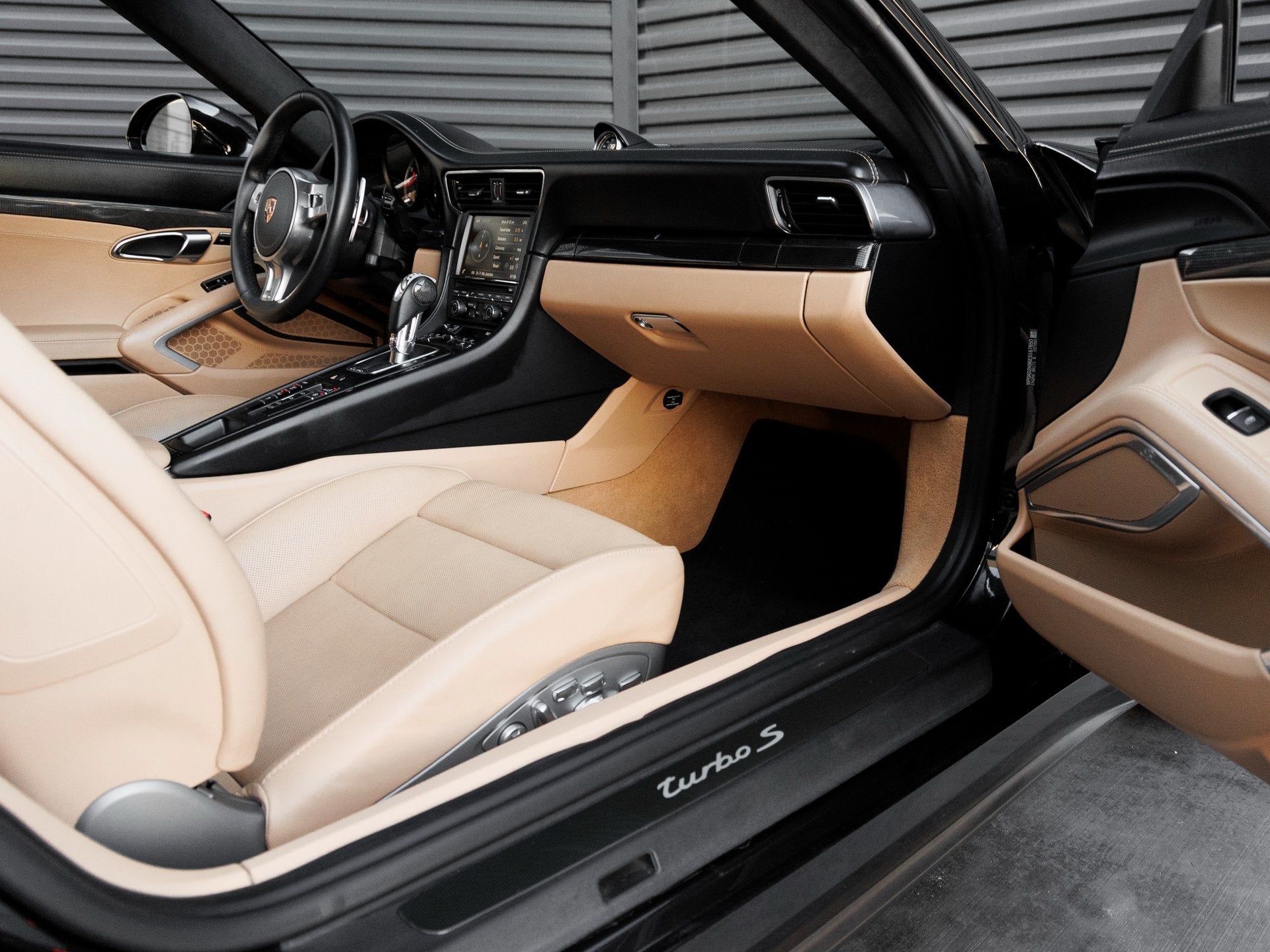 2014 Porsche 911 911 Turbo S Coupe