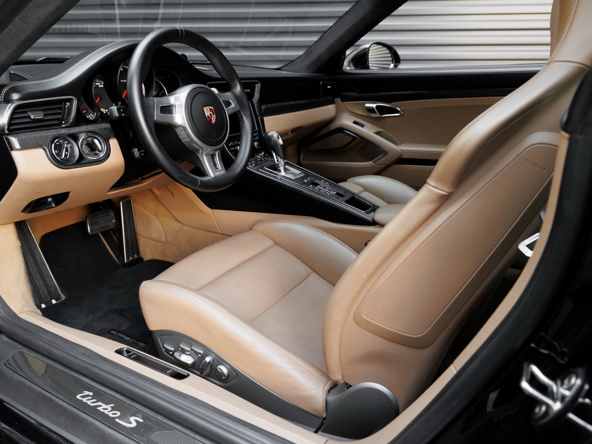 2014 Porsche 911 911 Turbo S Coupe