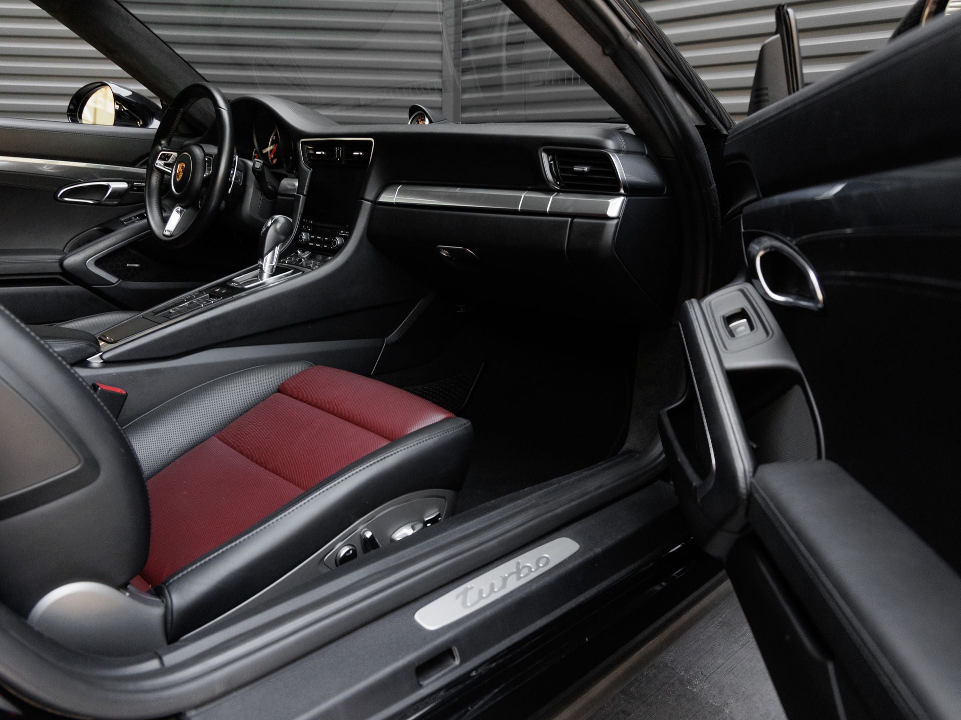 2018 Porsche 911 911 Turbo