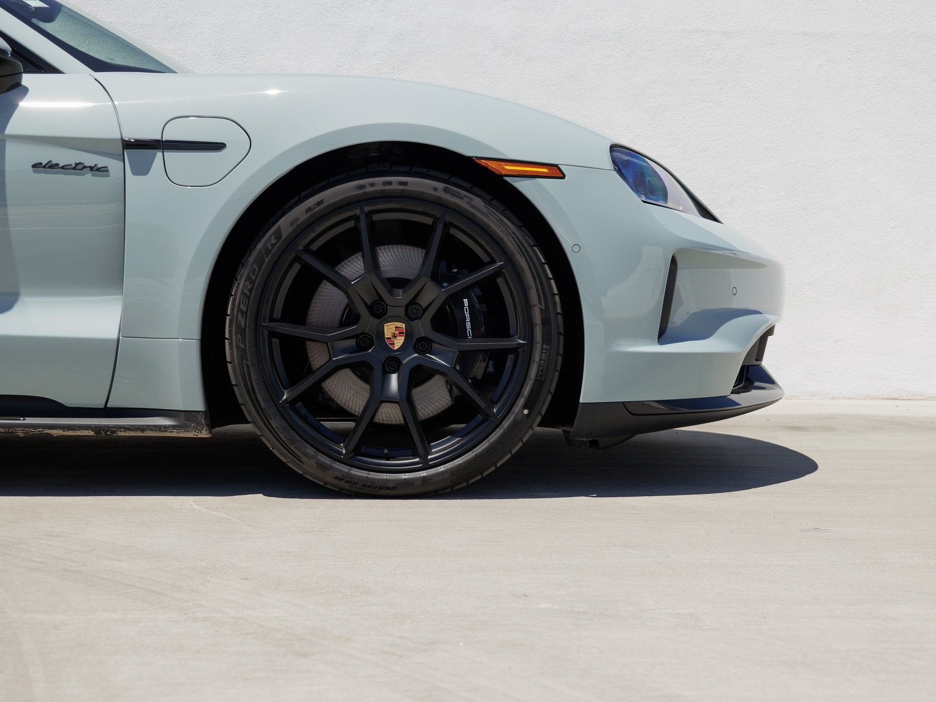 2025 Porsche Taycan Taycan GTS