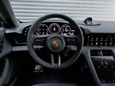 2025 Porsche Taycan Taycan GTS