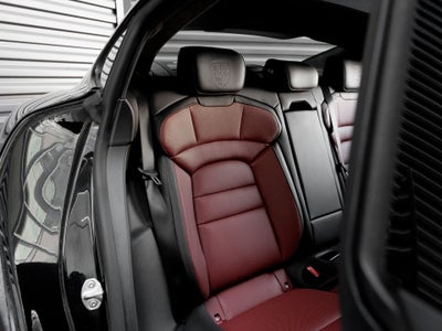 2026 Porsche Taycan Taycan GTS