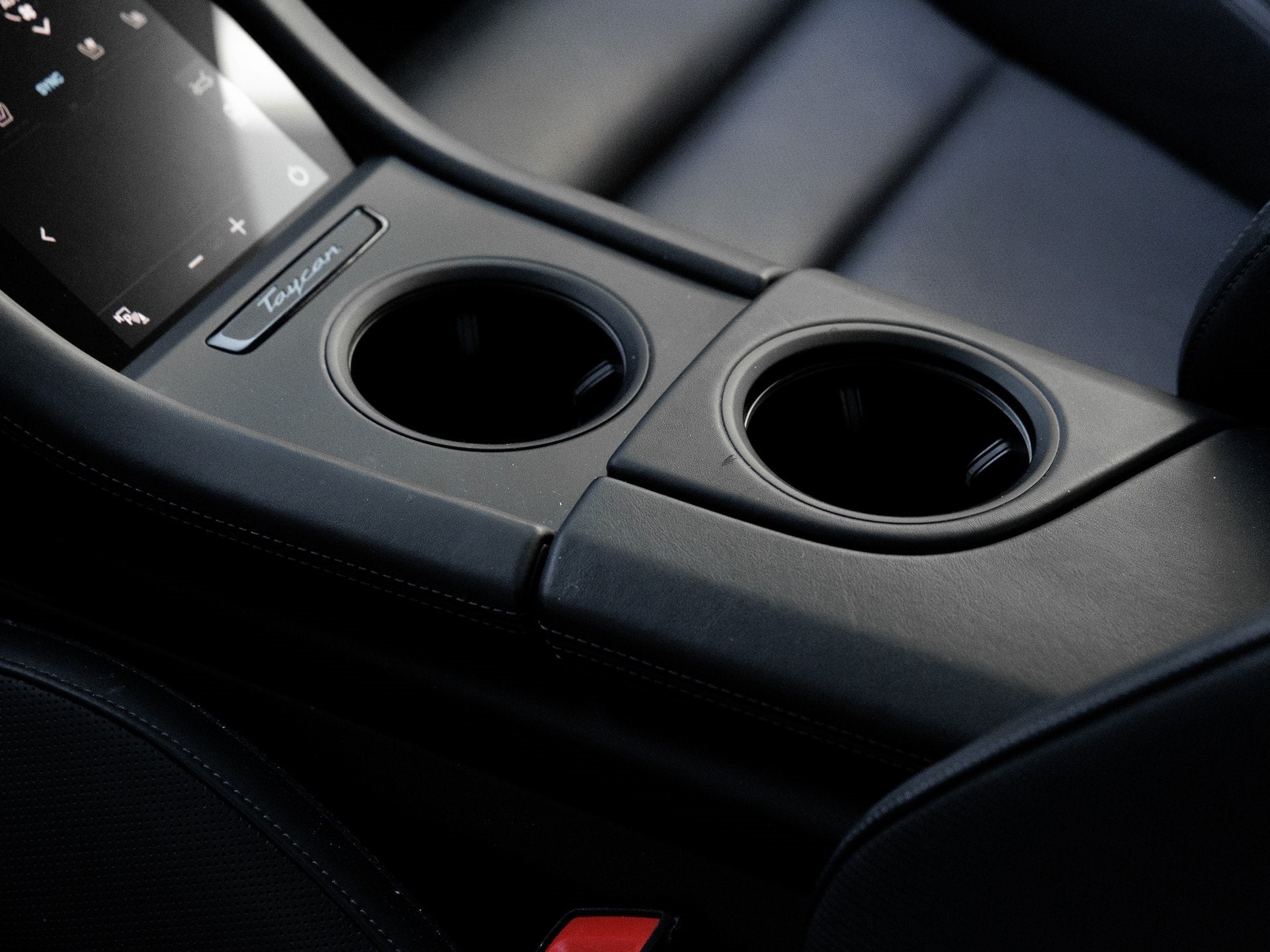 2022 Porsche Taycan Taycan GTS (MY22)