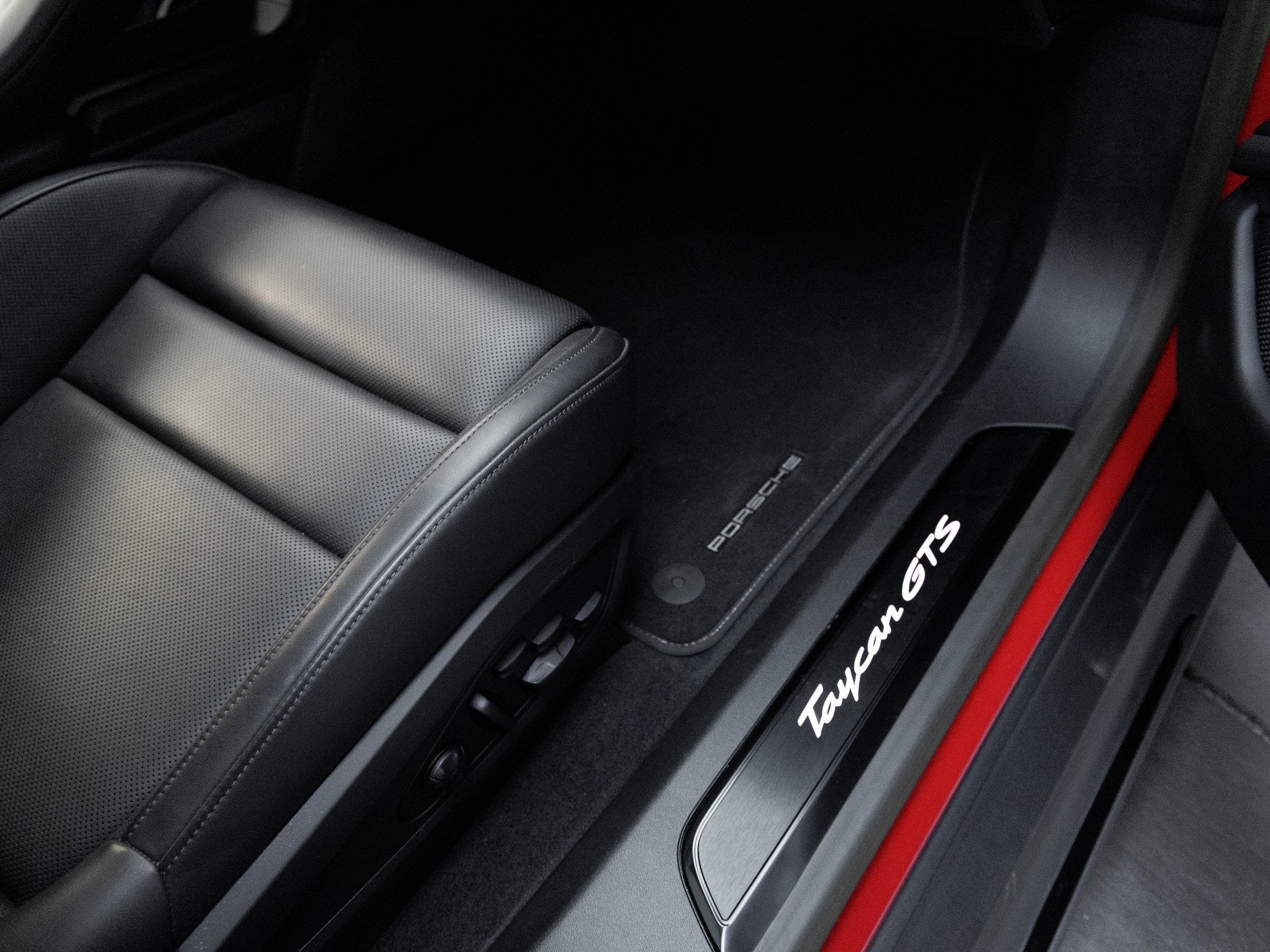 2022 Porsche Taycan Taycan GTS (MY22)