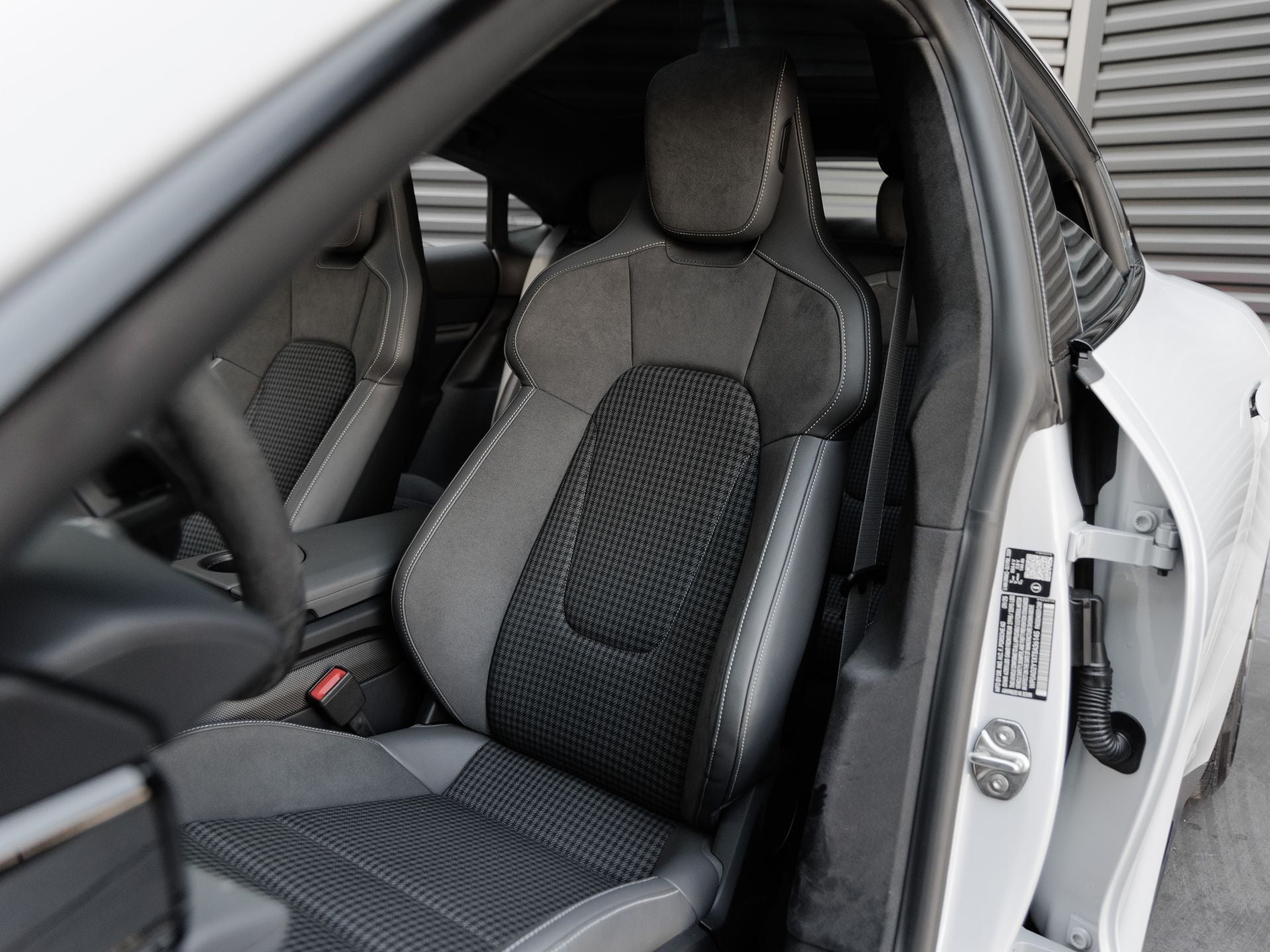 2026 Porsche Taycan Taycan GTS