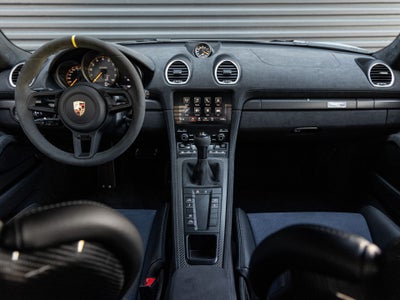 2025 Porsche 718 Cayman GT4 RS