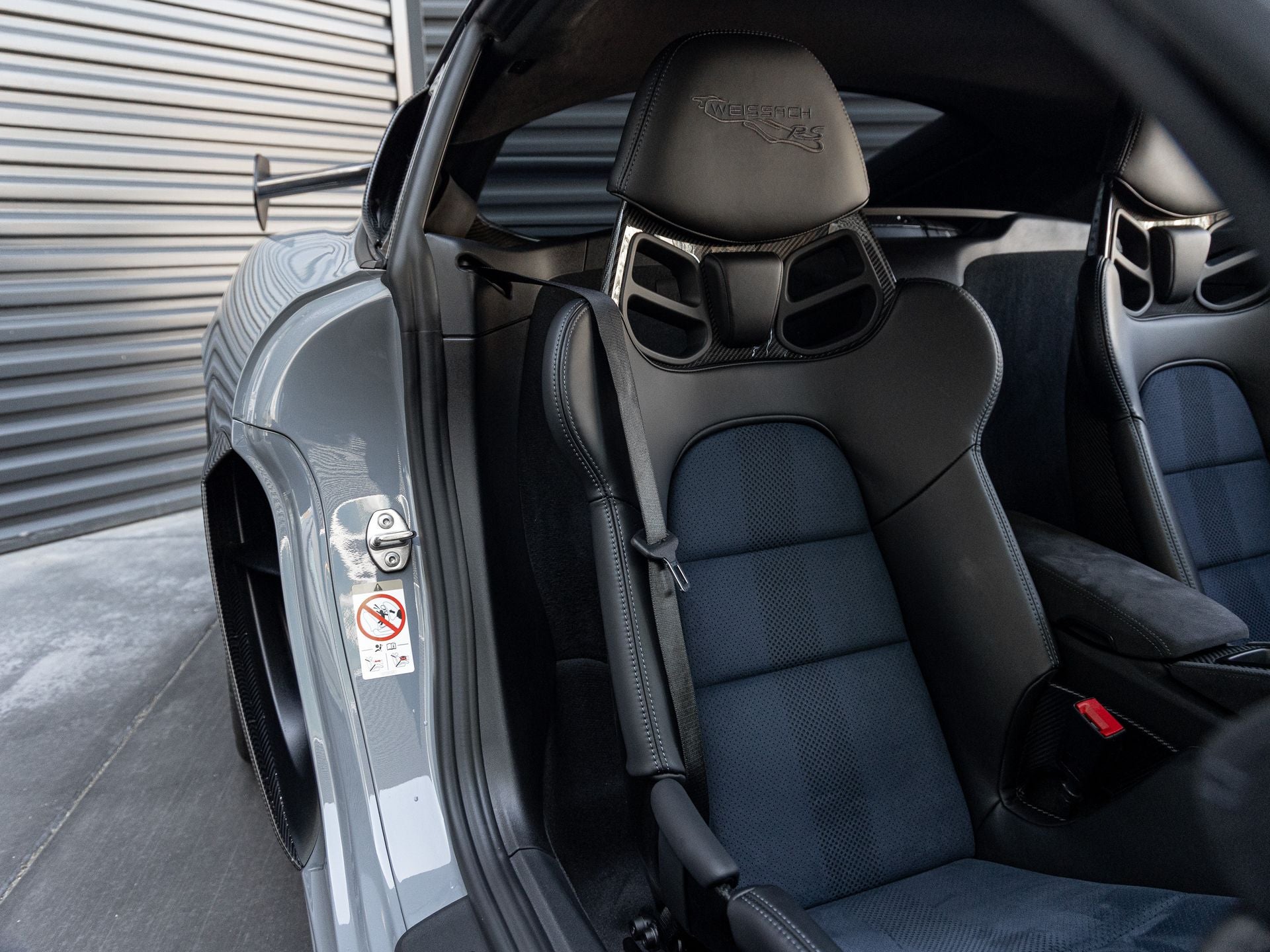 2025 Porsche 718 Cayman GT4 RS