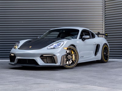 2025 Porsche 718 Cayman GT4 RS