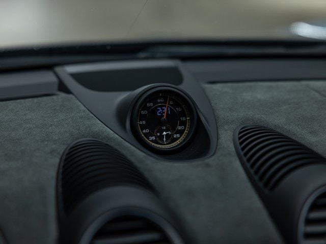 2025 Porsche 718 Cayman GT4 RS