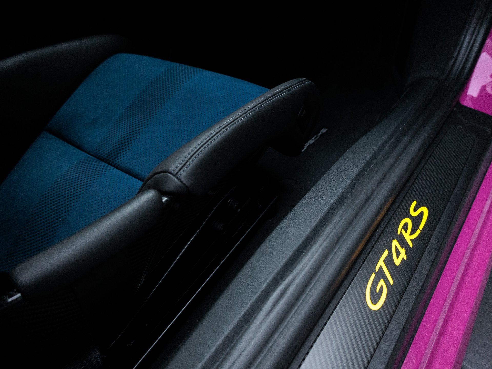 2024 Porsche 718 718 Cayman GT4 RS (MY24)