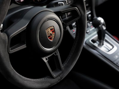 2018 Porsche 911 911 GT2 RS