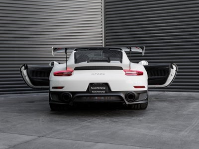 2018 Porsche 911 911 GT2 RS