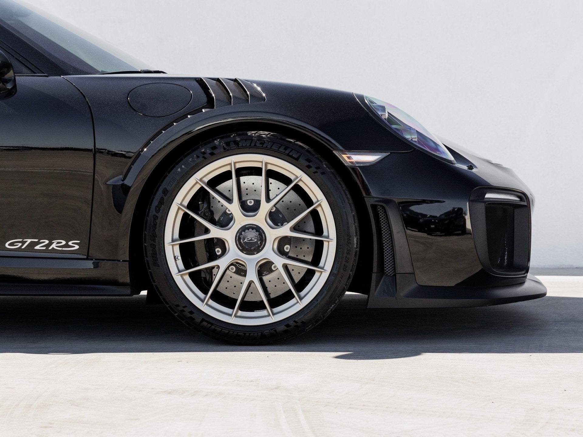 2018 Porsche 911 911 GT2 RS