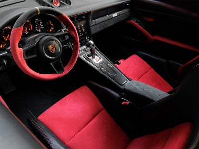 2018 Porsche 911 911 GT2 RS