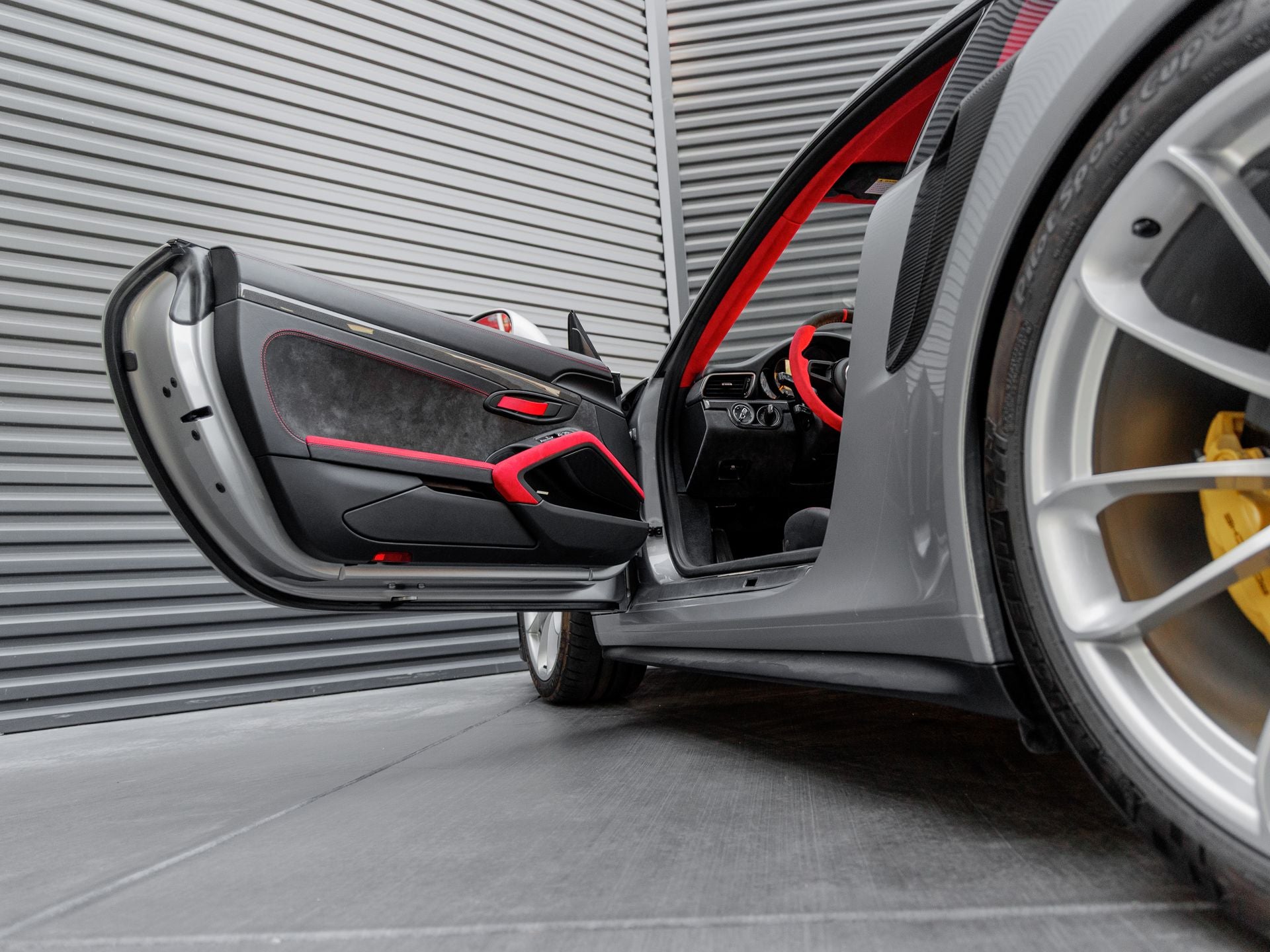 2018 Porsche 911 911 GT2 RS