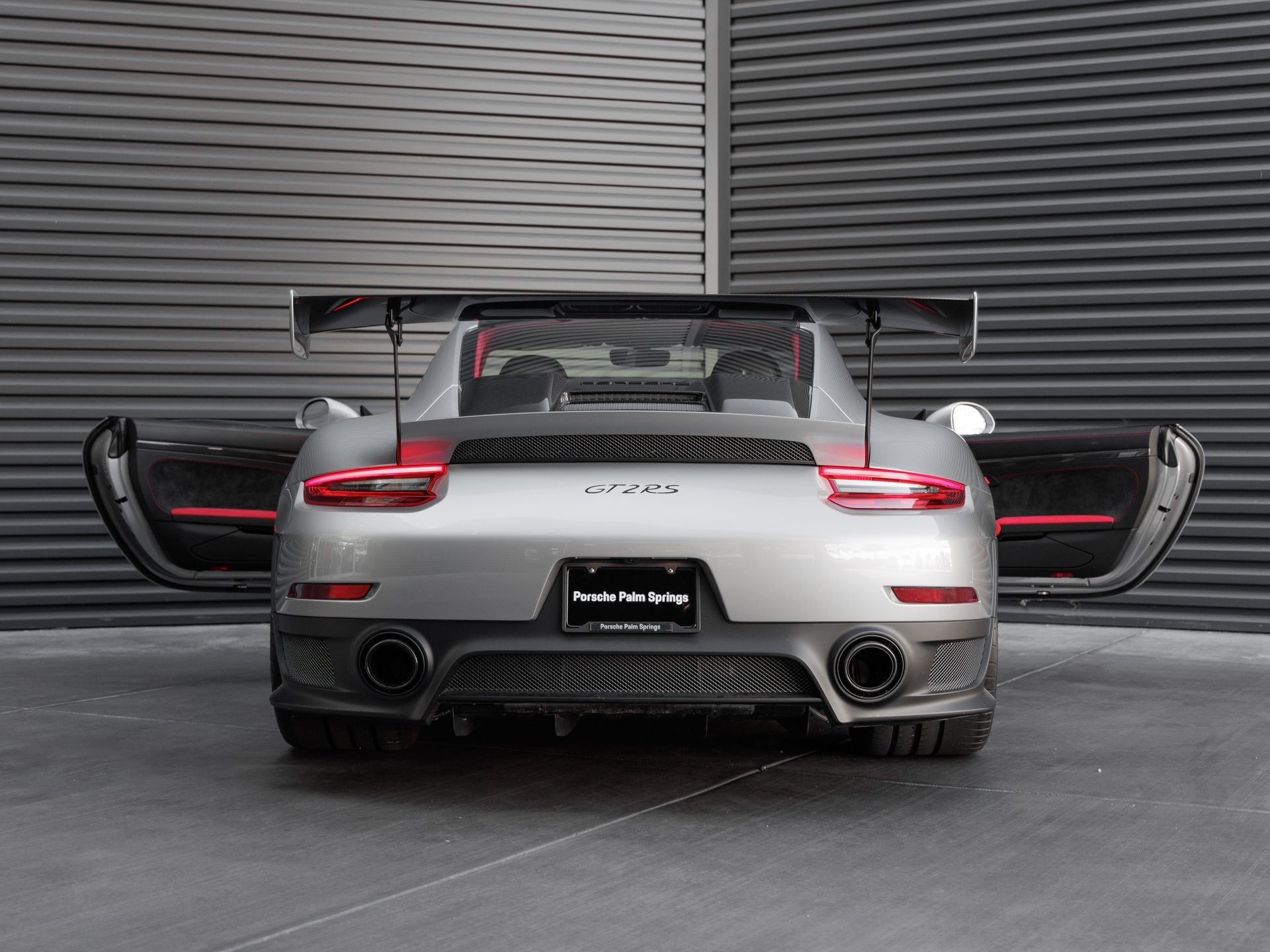 2018 Porsche 911 911 GT2 RS