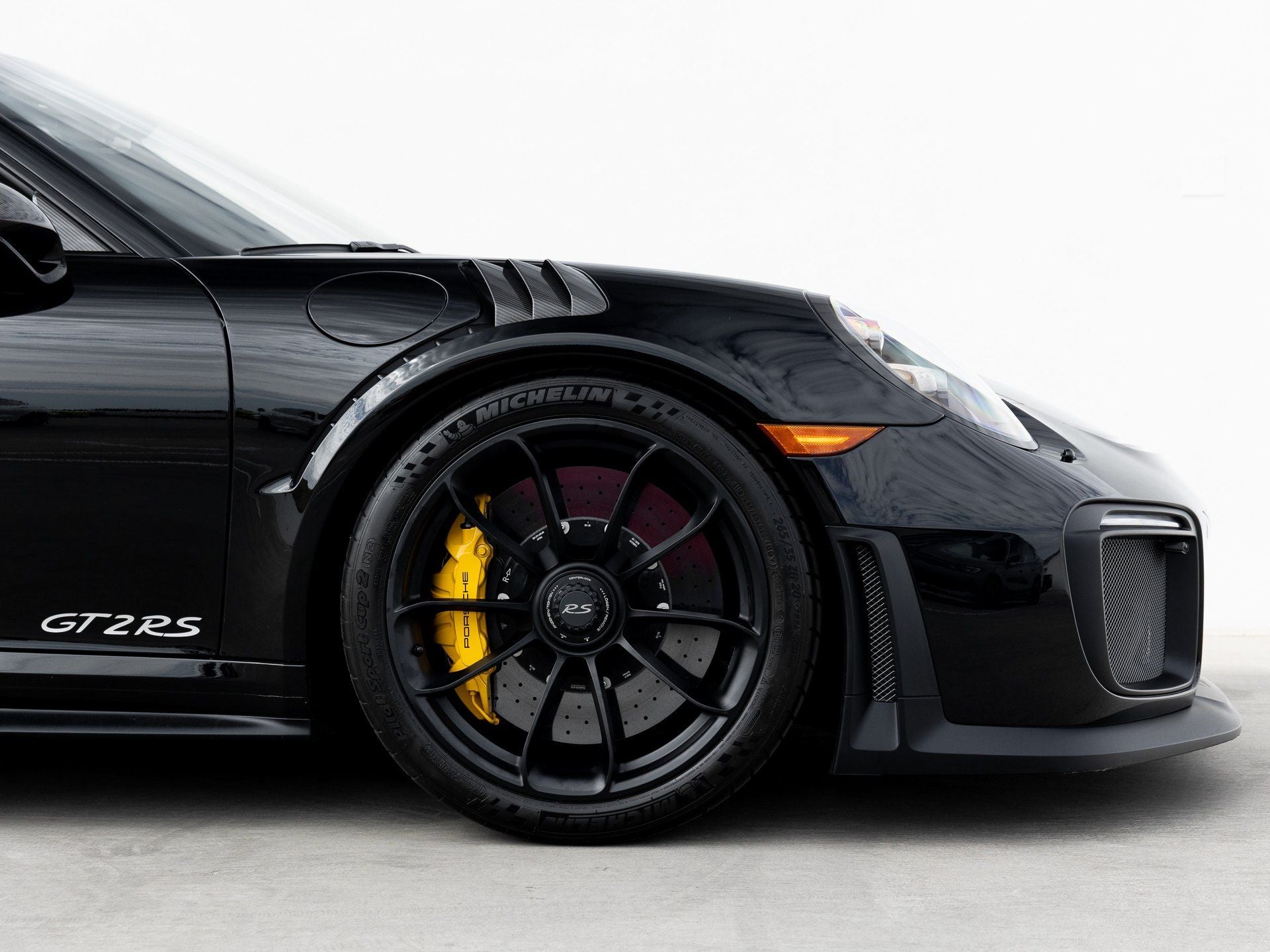 2018 Porsche 911 911 GT2 RS