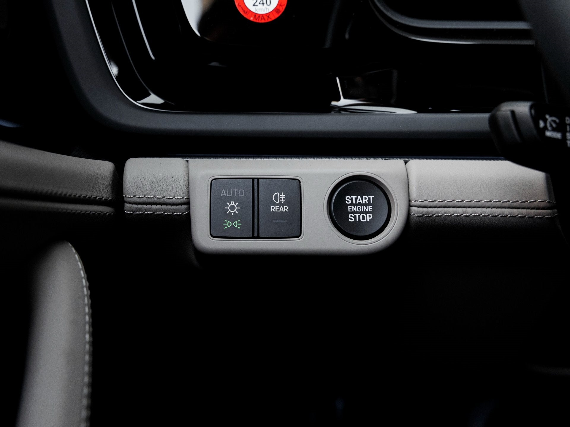 2026 Porsche Panamera Panamera 4 E-Hybrid