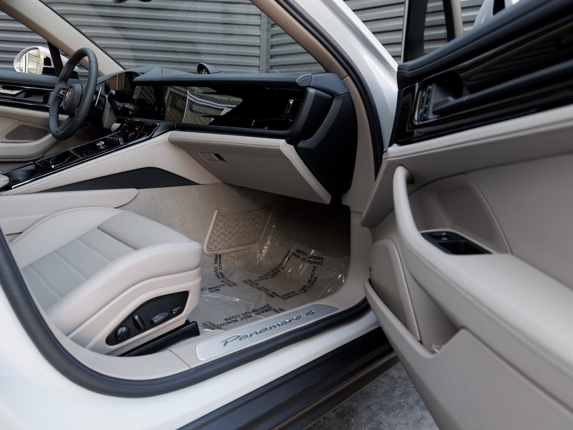 2026 Porsche Panamera Panamera 4 E-Hybrid