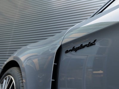 2026 Porsche Panamera Panamera 4 E-Hybrid