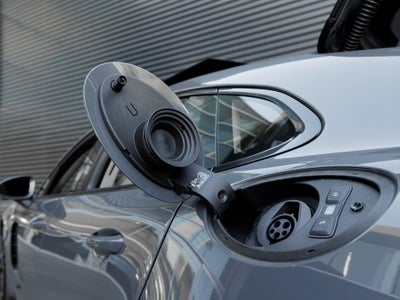 2026 Porsche Panamera Panamera 4 E-Hybrid