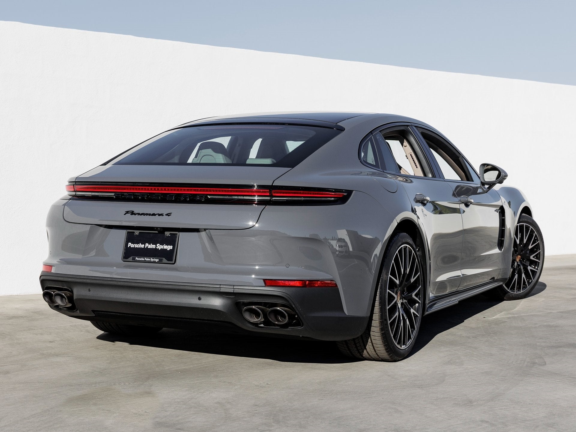 2026 Porsche Panamera Panamera 4 E-Hybrid