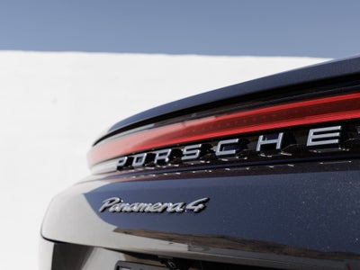 2025 Porsche Panamera Panamera 4 E-Hybrid
