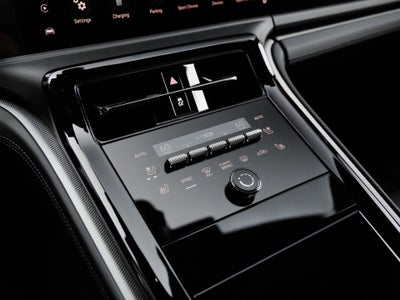 2025 Porsche Panamera Panamera 4 E-Hybrid