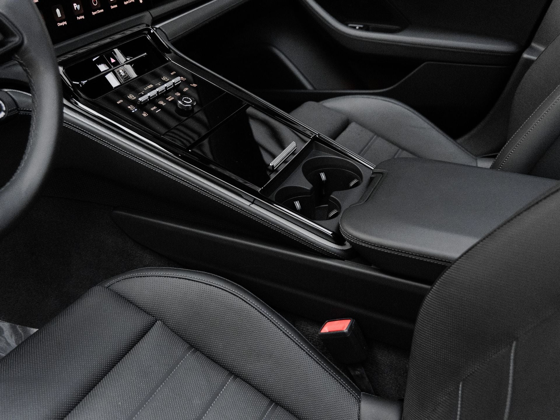 2025 Porsche Panamera Panamera 4 E-Hybrid