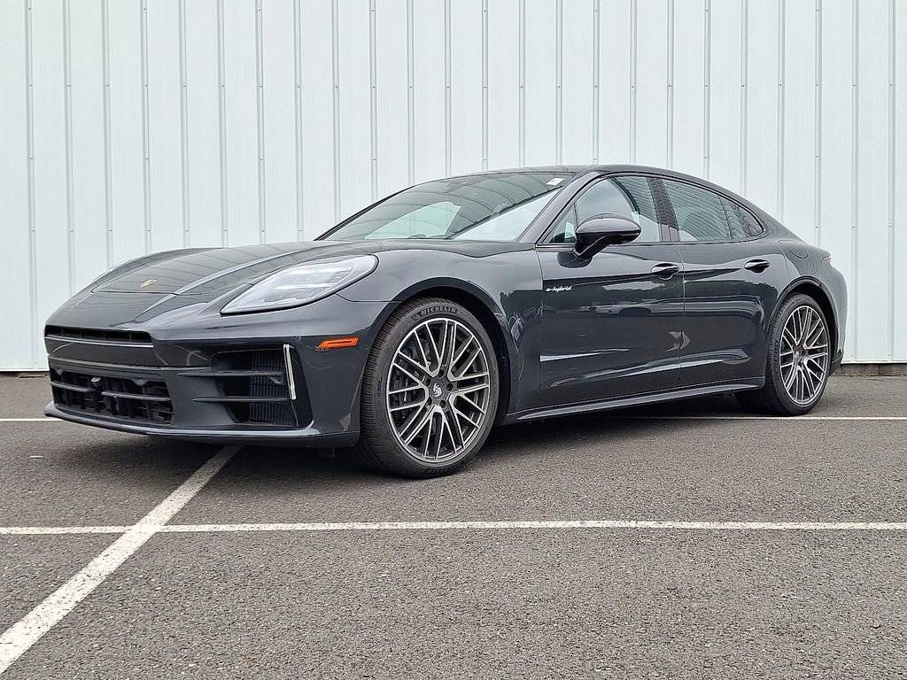2025 Porsche Panamera Panamera 4 E-Hybrid