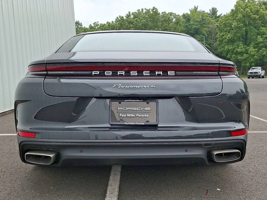 2025 Porsche Panamera Panamera 4 E-Hybrid