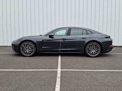 2025 Porsche Panamera Panamera 4 E-Hybrid