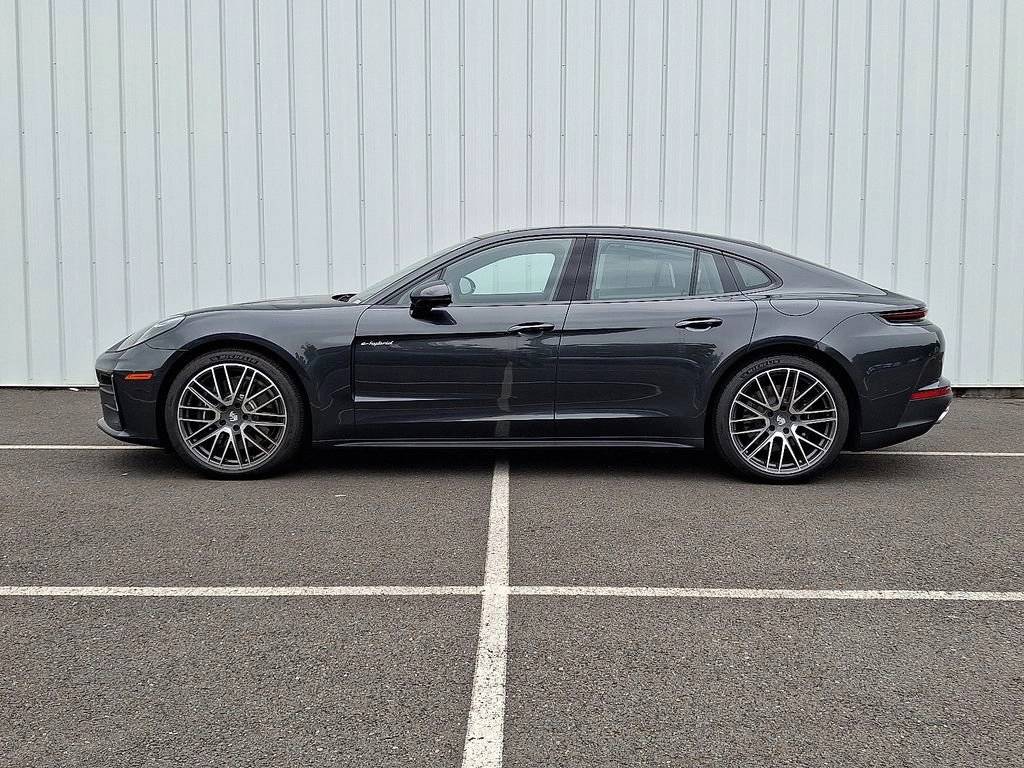 2025 Porsche Panamera Panamera 4 E-Hybrid
