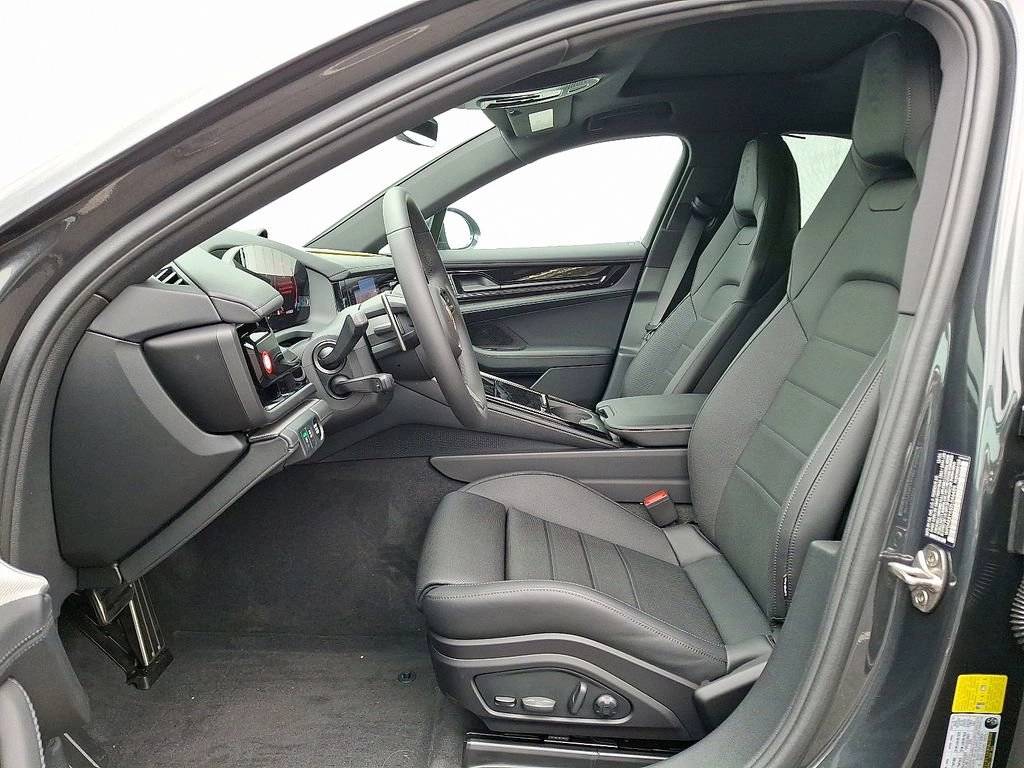 2025 Porsche Panamera Panamera 4 E-Hybrid