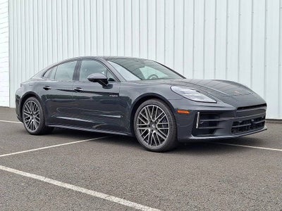 2025 Porsche Panamera Panamera 4 E-Hybrid
