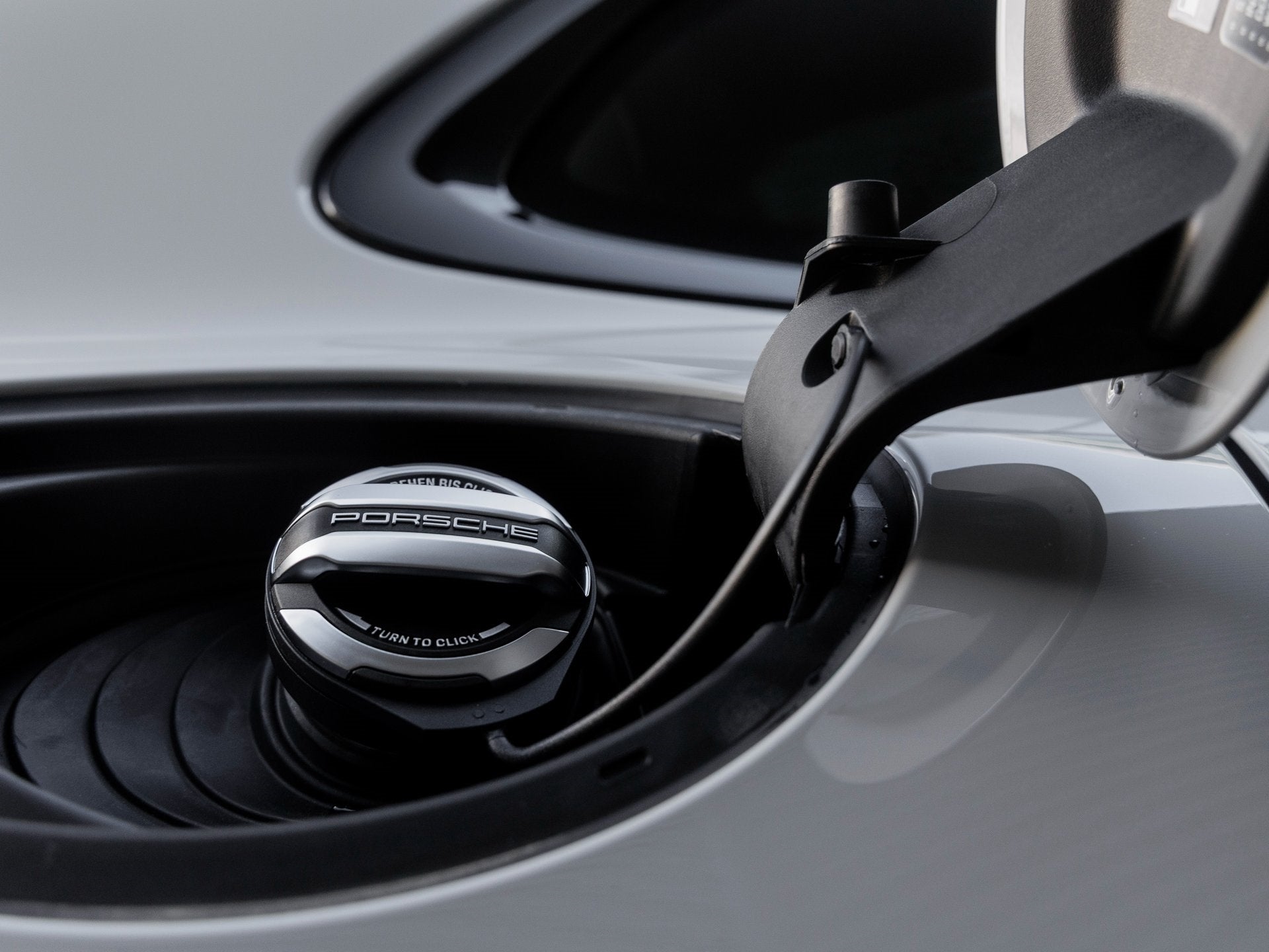 2026 Porsche Panamera Panamera 4 E-Hybrid