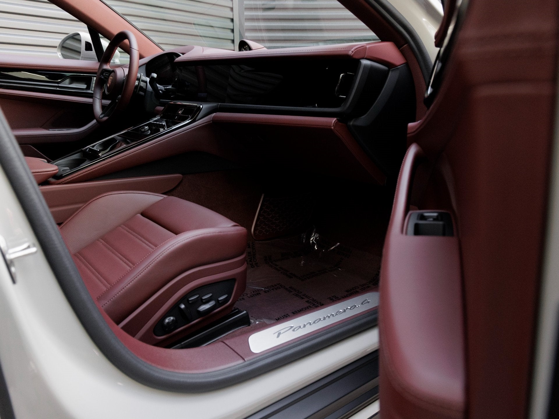 2026 Porsche Panamera Panamera 4 E-Hybrid