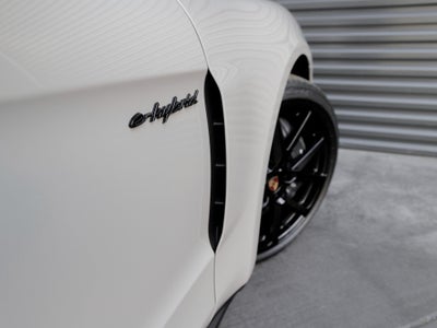 2026 Porsche Panamera Panamera 4 E-Hybrid