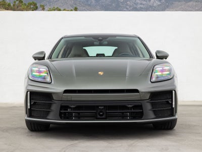 2025 Porsche Panamera 4 E-Hybrid