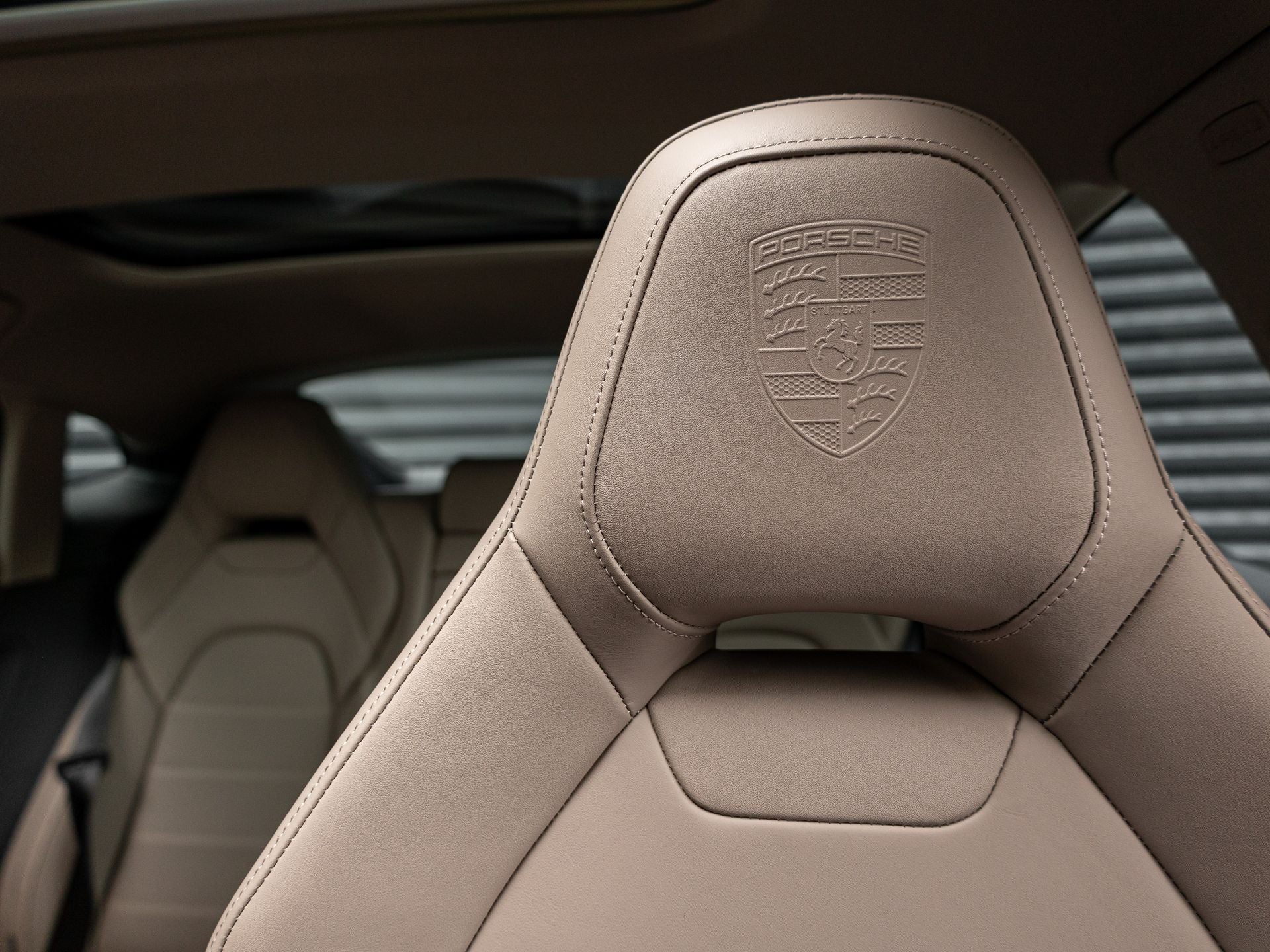 2025 Porsche Panamera 4 E-Hybrid