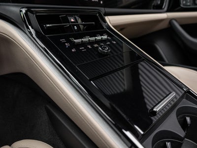 2025 Porsche Panamera 4 E-Hybrid