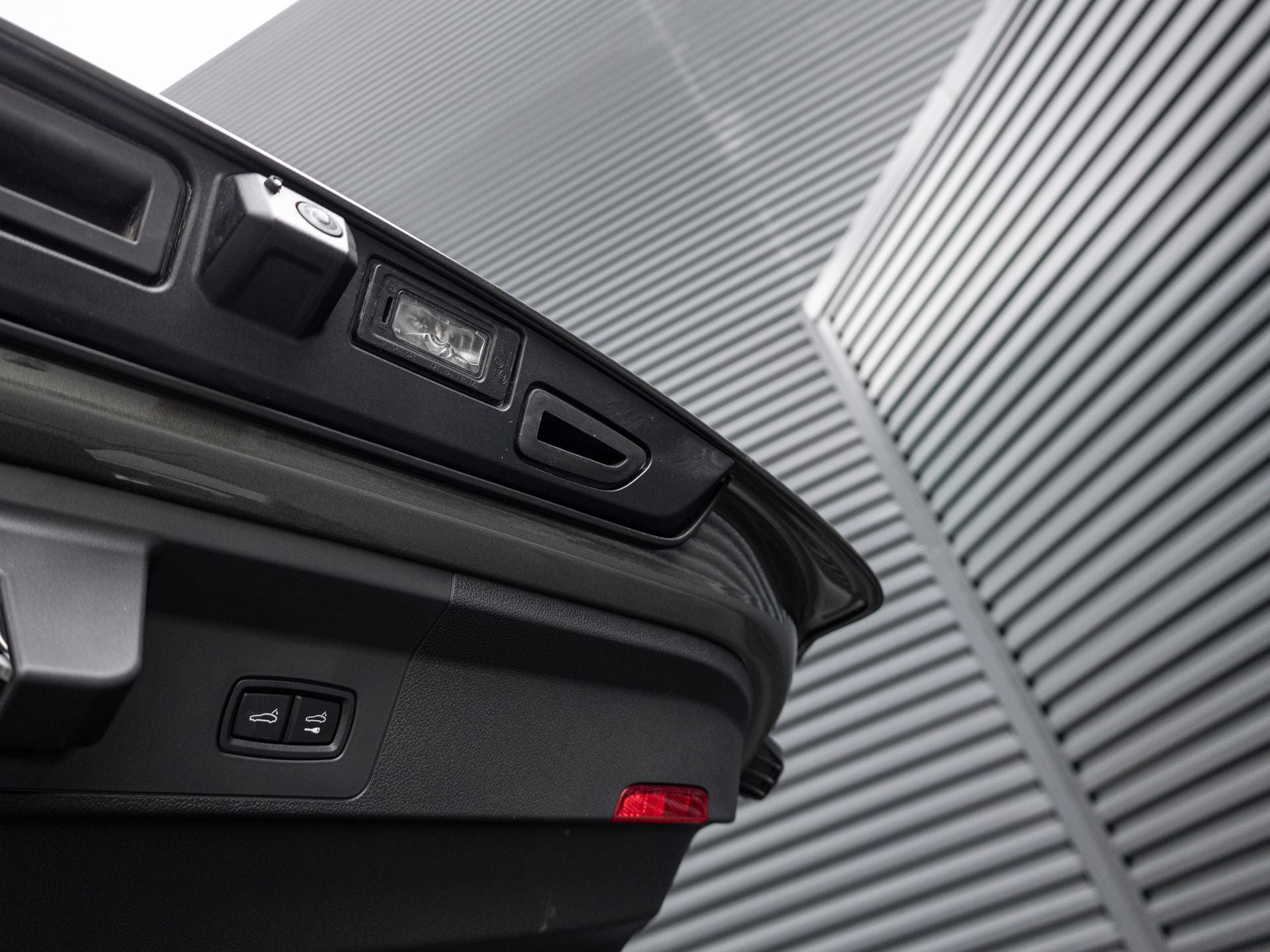 2025 Porsche Panamera 4 E-Hybrid