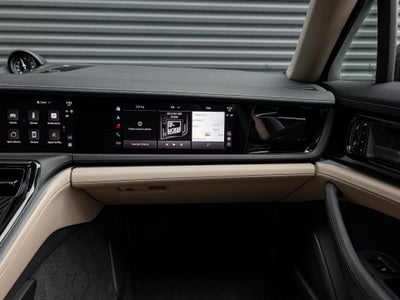 2025 Porsche Panamera 4 E-Hybrid